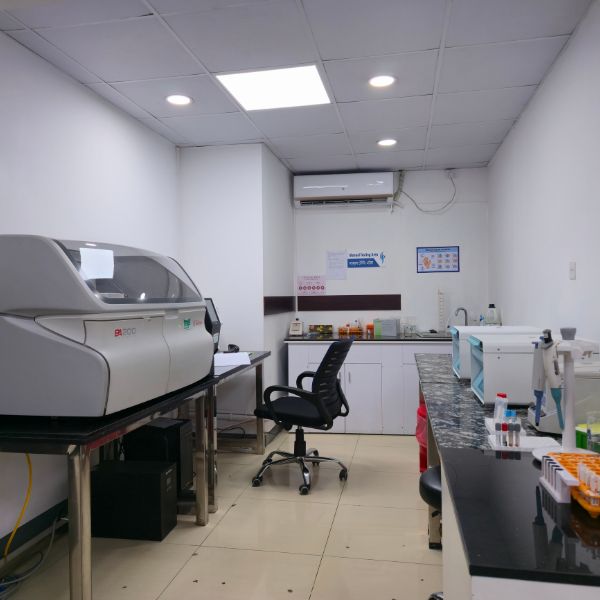 Lab and Machineries